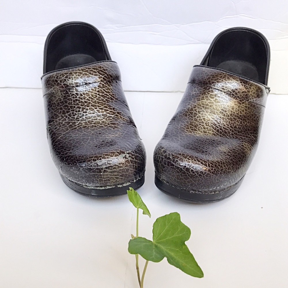 Dansko CLOGS•